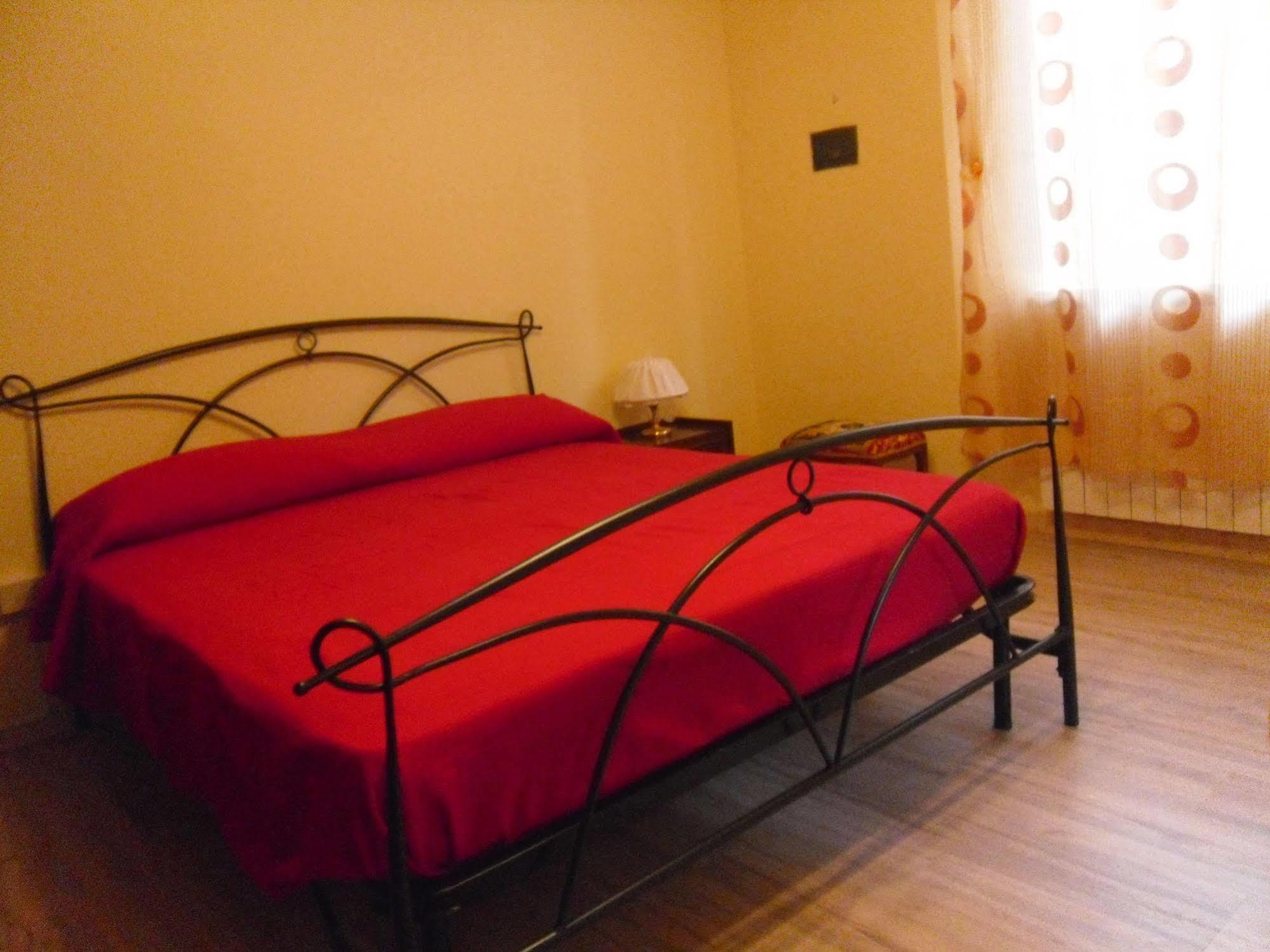 Il Giardino Nel Parco R&B Hotel โบโลญญา ภายนอก รูปภาพ