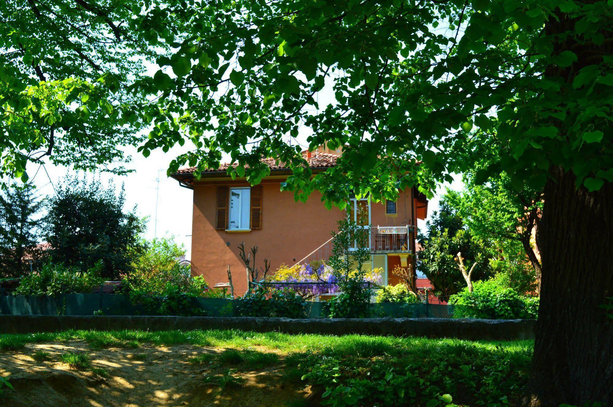 Il Giardino Nel Parco R&B Hotel โบโลญญา ภายนอก รูปภาพ